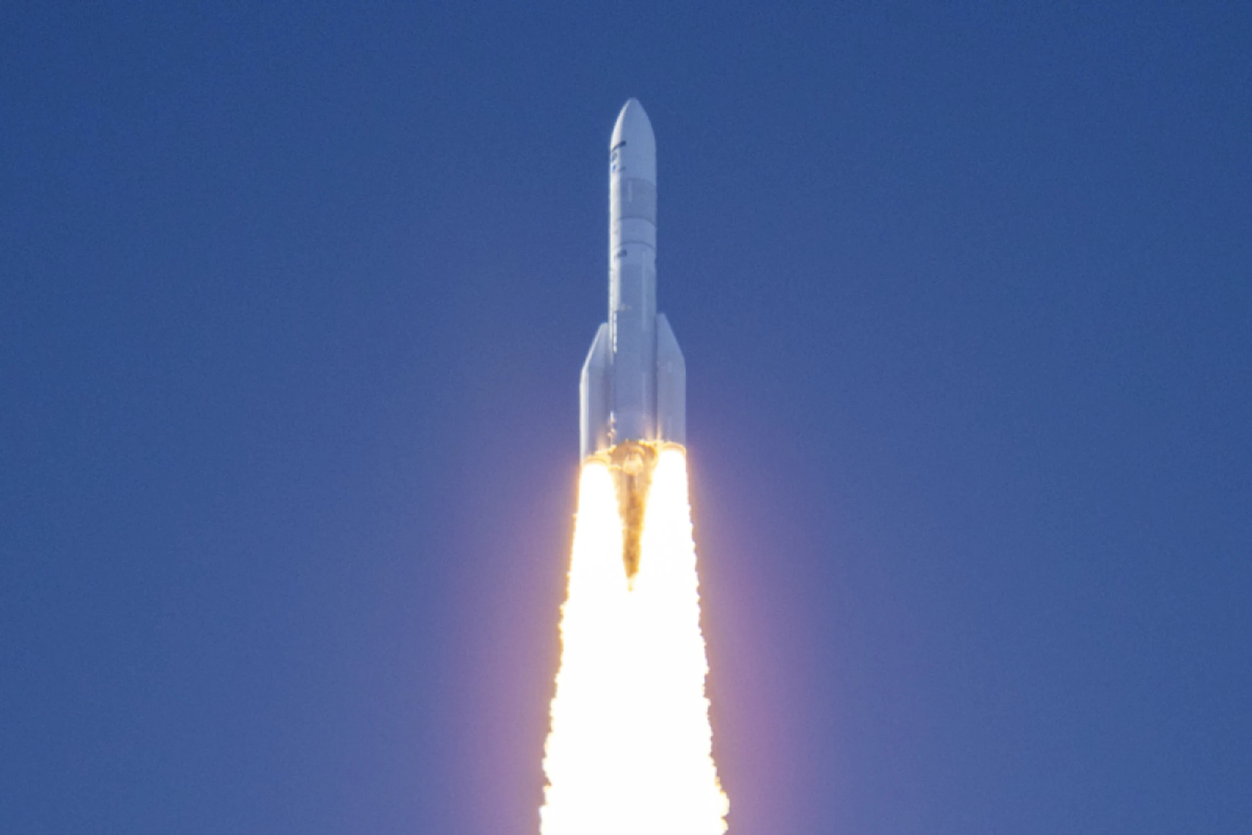 An Bord einer Ariane-6-Rakete startete der Satellit ins All