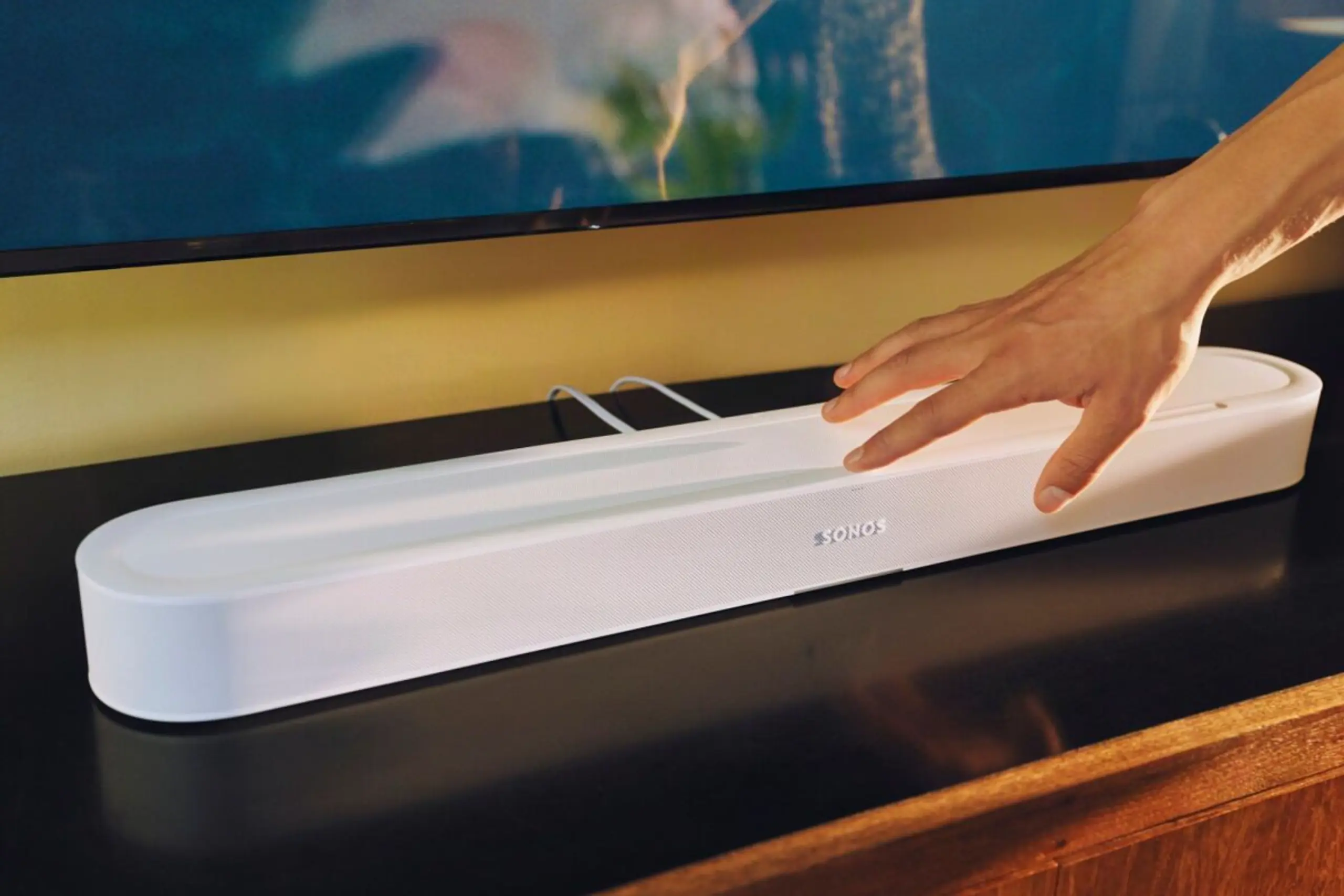 Die Soundbar wird es ab Ende September um 699 Euro geben