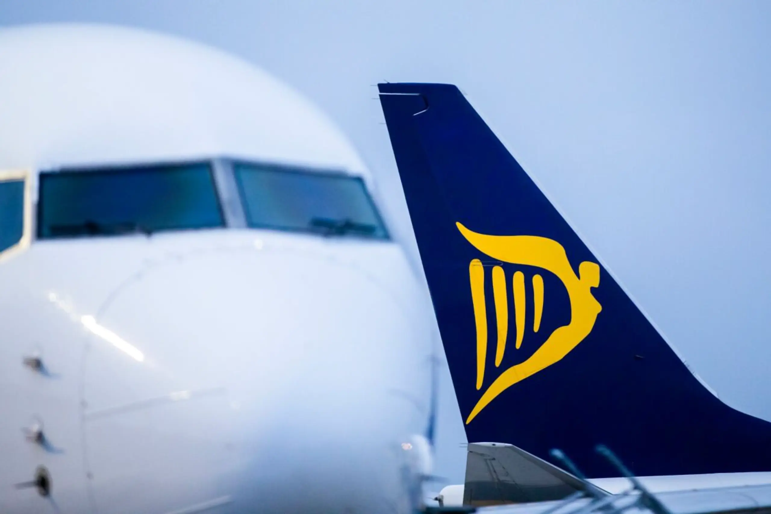 ++ ARCHIVBILD ++ Gestiegene Kerosinkosten infolge des Iran-Kriegs belasten Ryanair