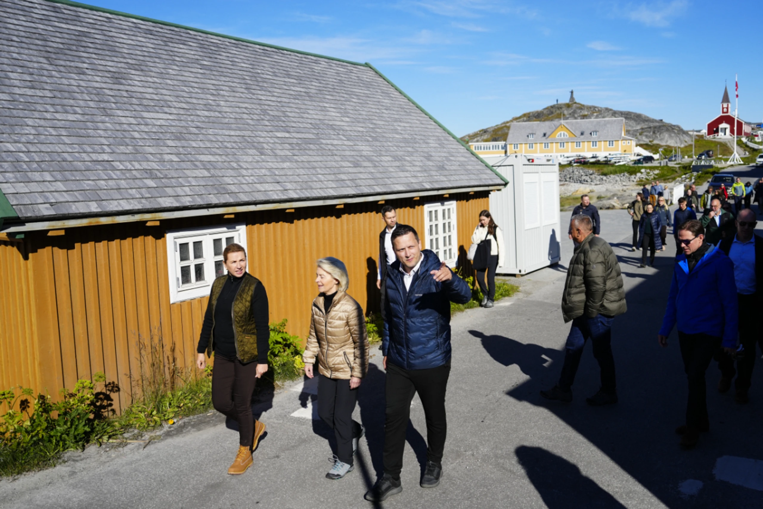 Von der Leyen in Nuuk mit Frederiksen und Nielsen