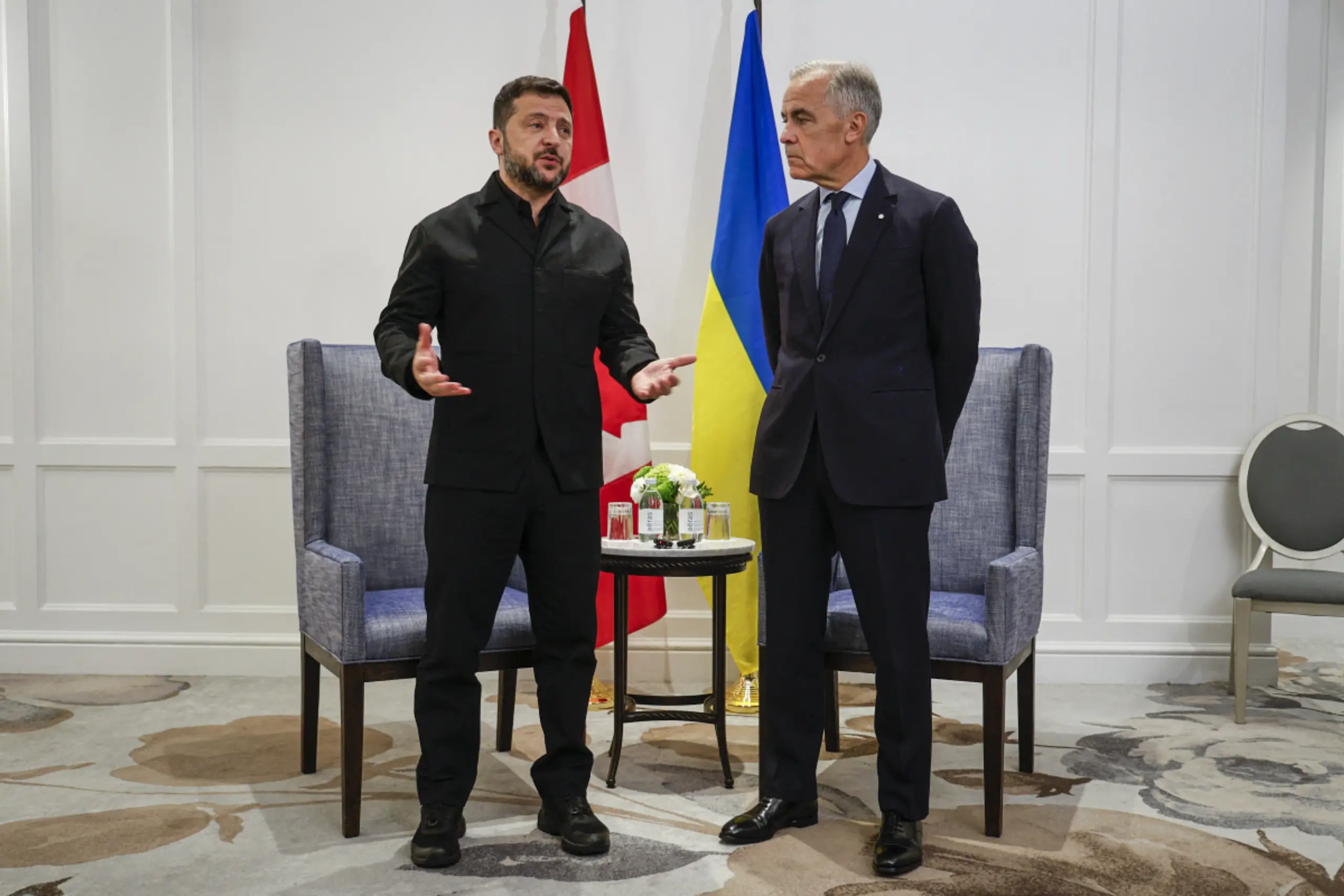 Wolodymyr Selenskyj beim kanadischen Premier Mark Carney in Calgary