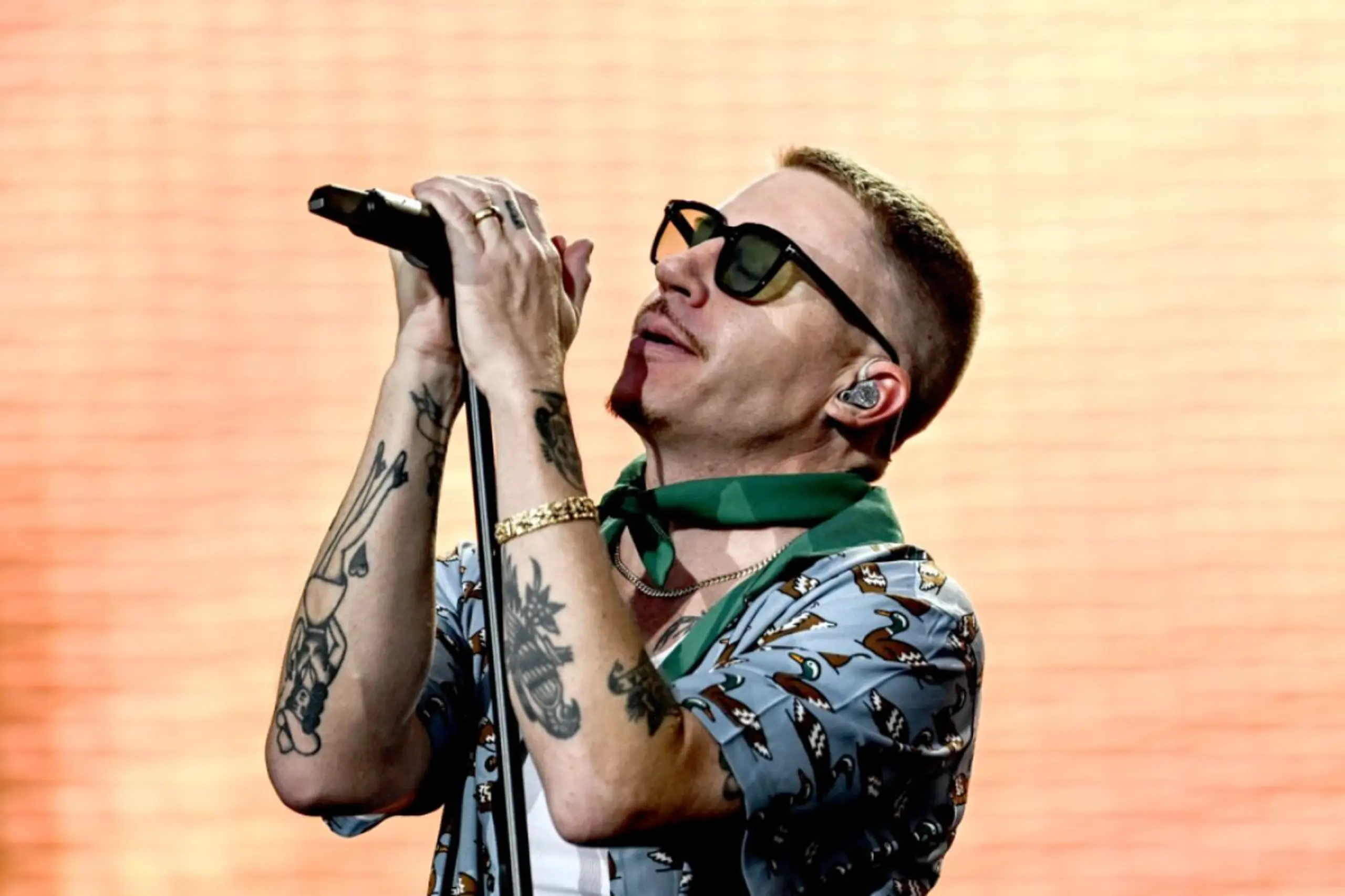 ++ ARCHIVBILD ++ Musiker Macklemore sorgt für rege Diskussionen