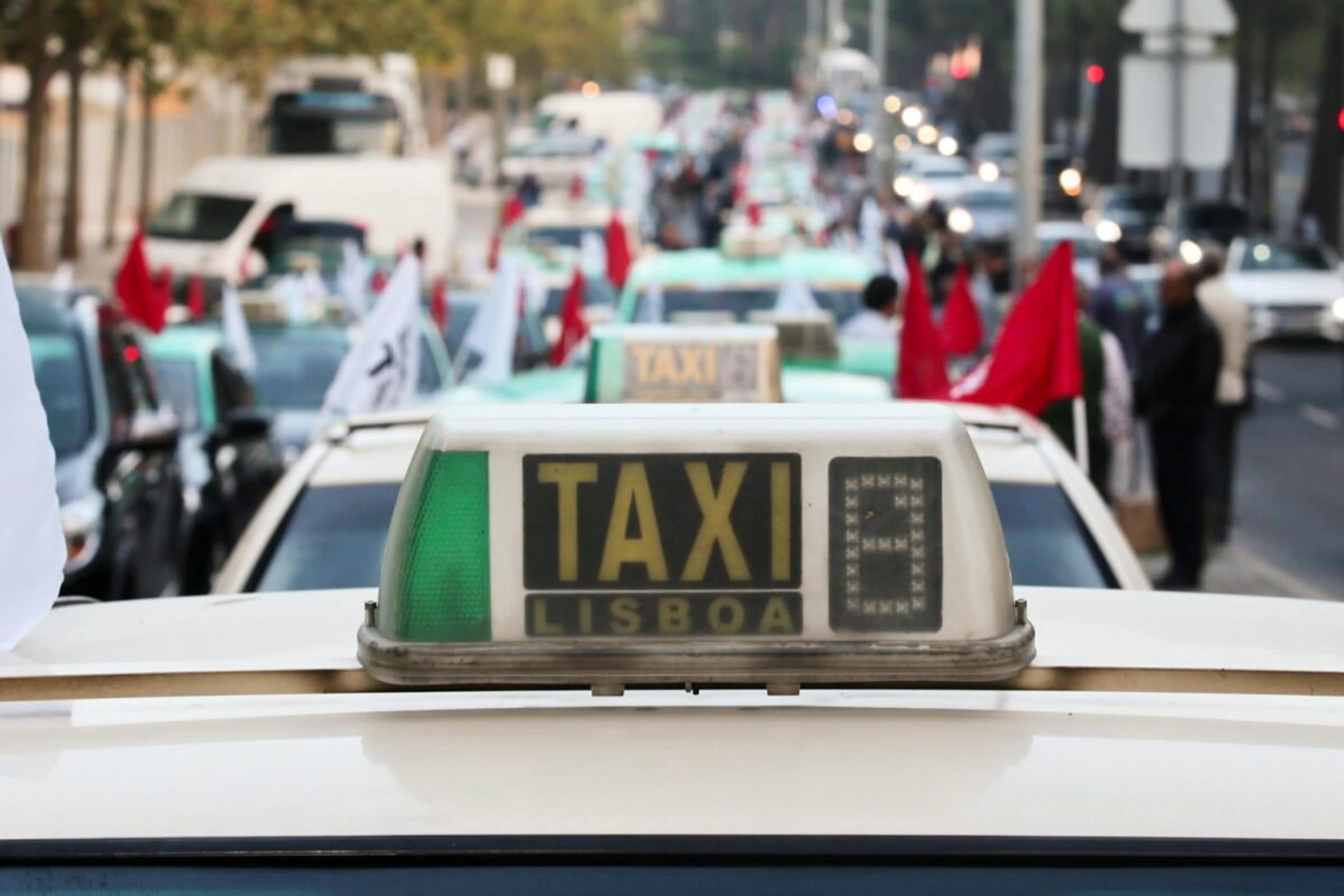 Das neue Preismodell schafft Klarheit bei Taxifahrten in Lissabon