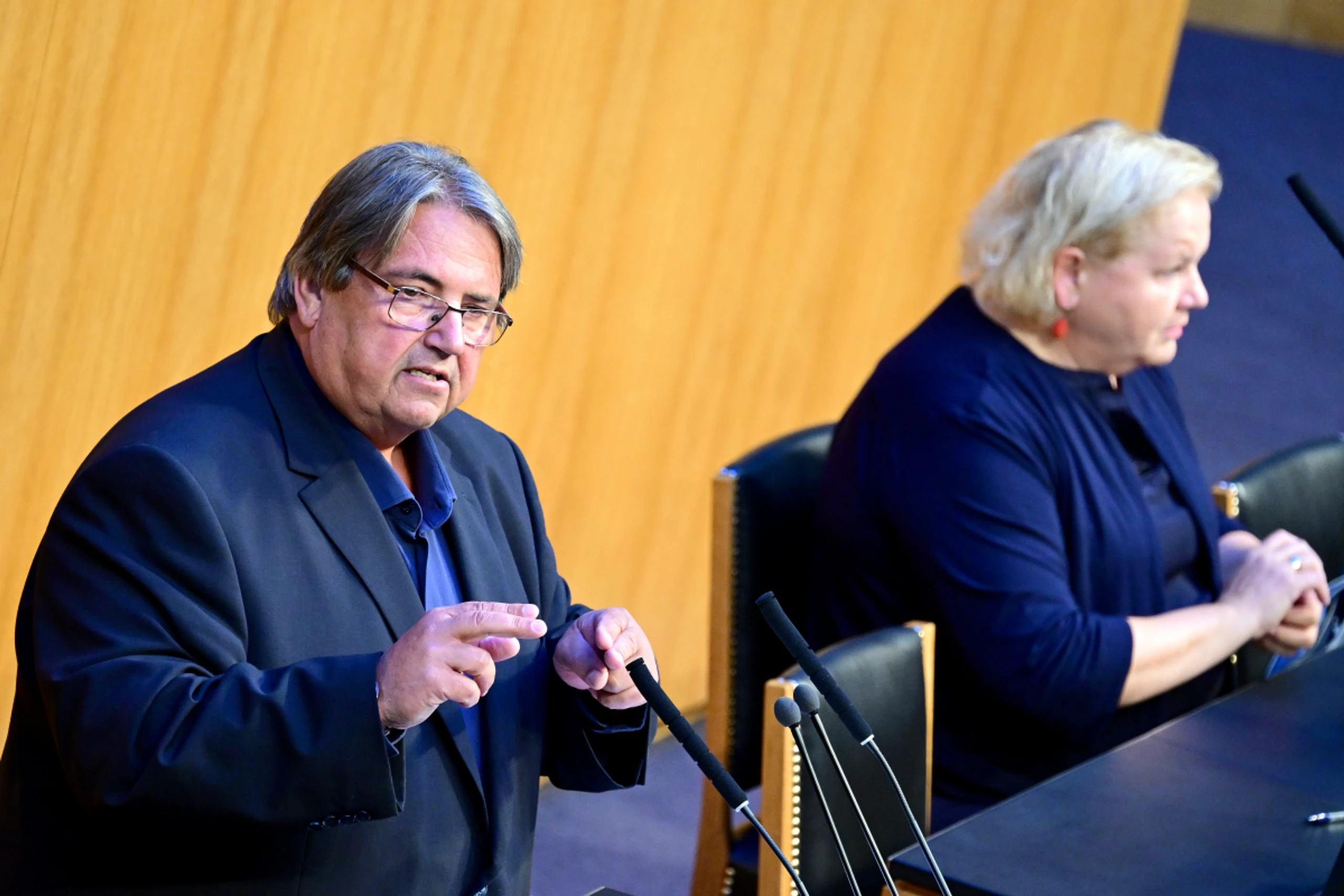 SPÖ-Sozialsprecher Muchitsch: "Niemand wird zu mehr Risiko gedrängt"