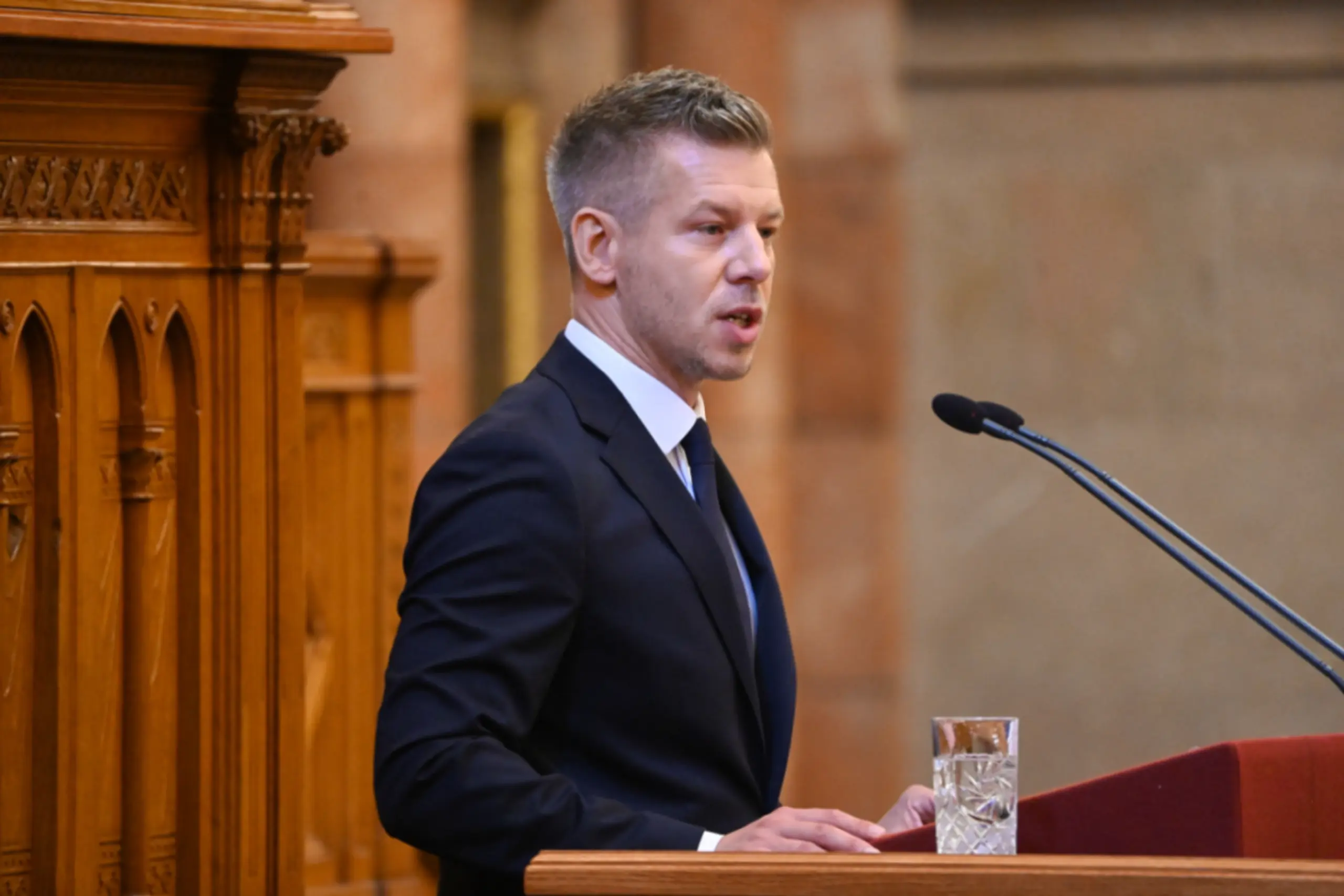 Premier Magyar will sich der Justiz stellen (Archivbild)