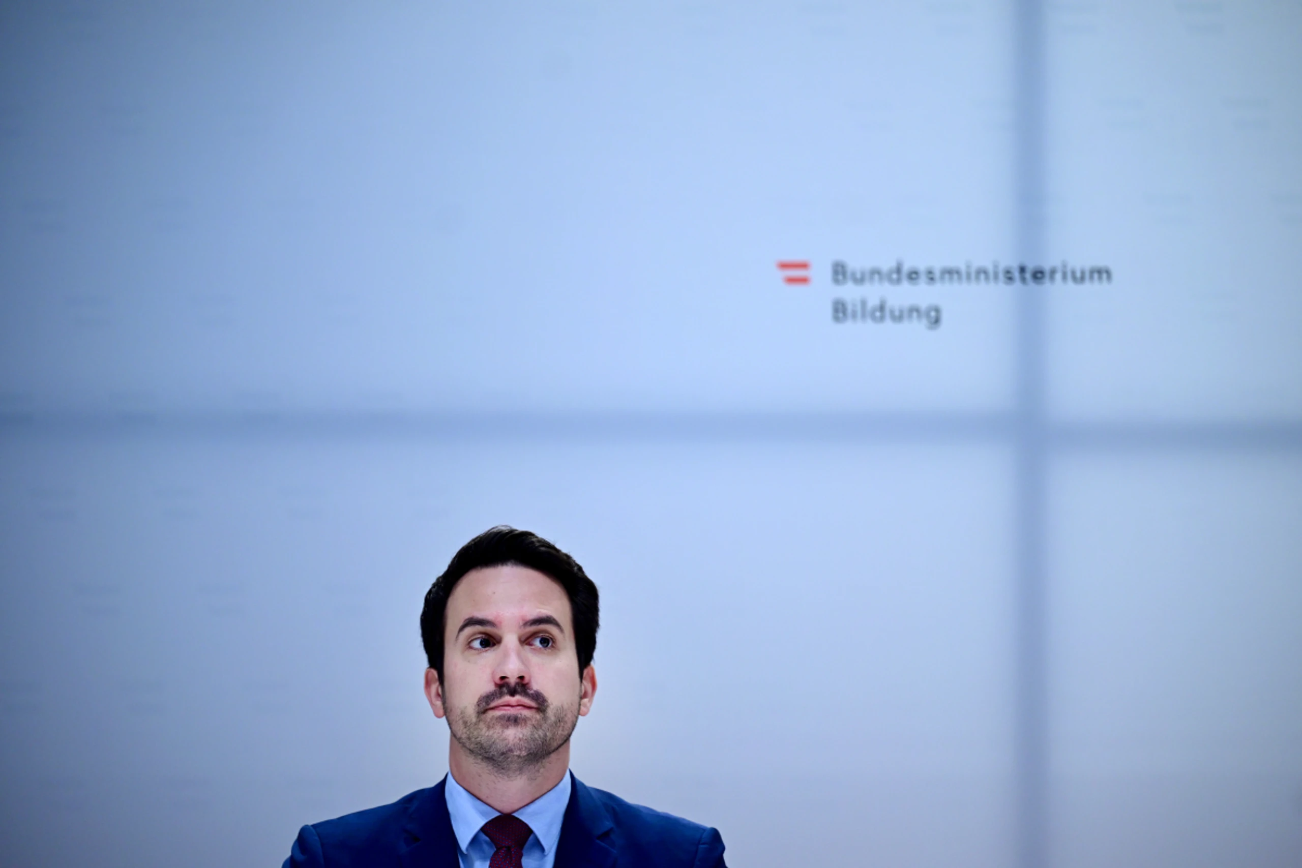Konferenz mit Bildungsminister Wiederkehr