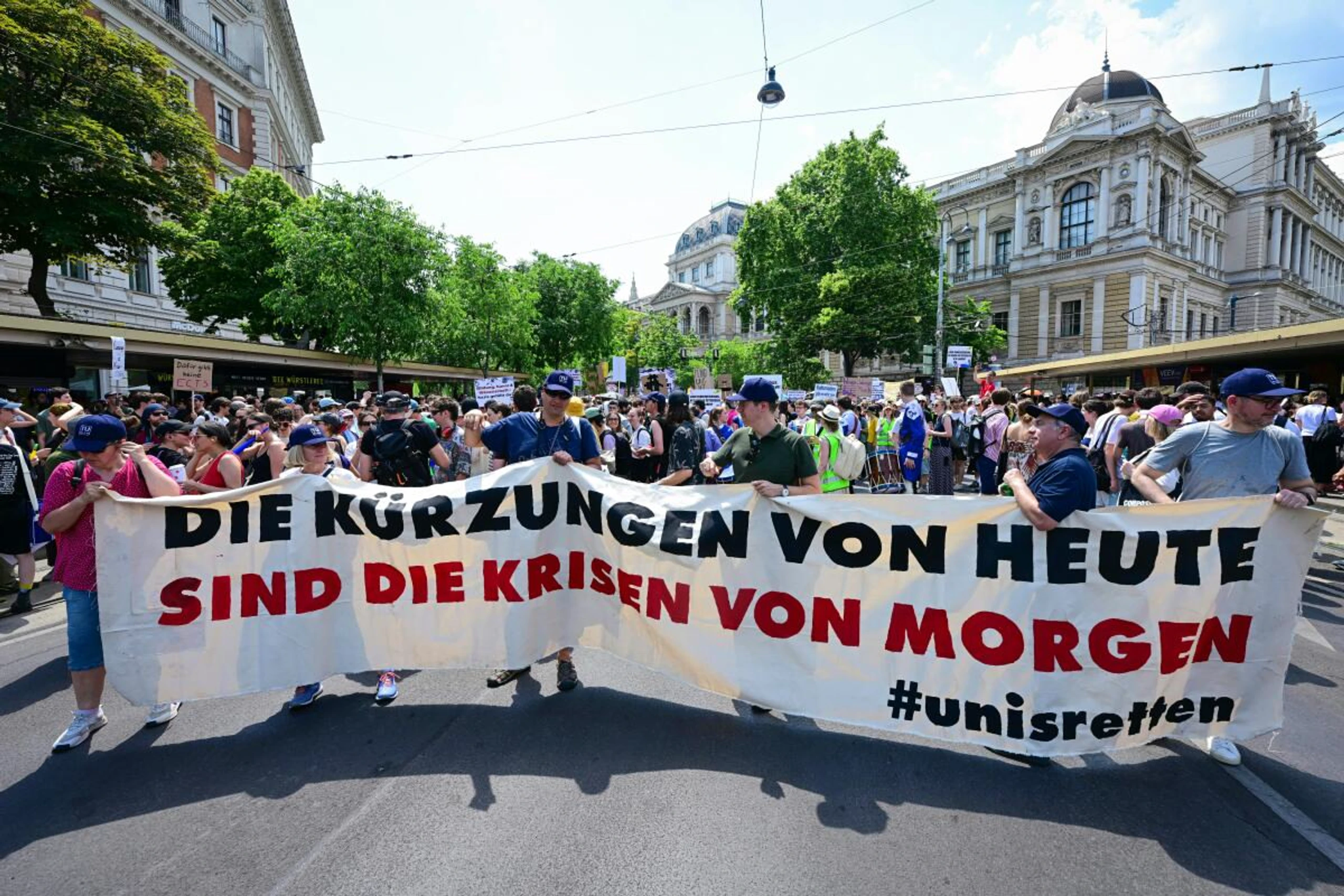 Im Frühjahr protestierten Unis und ÖH gegen Kürzungen