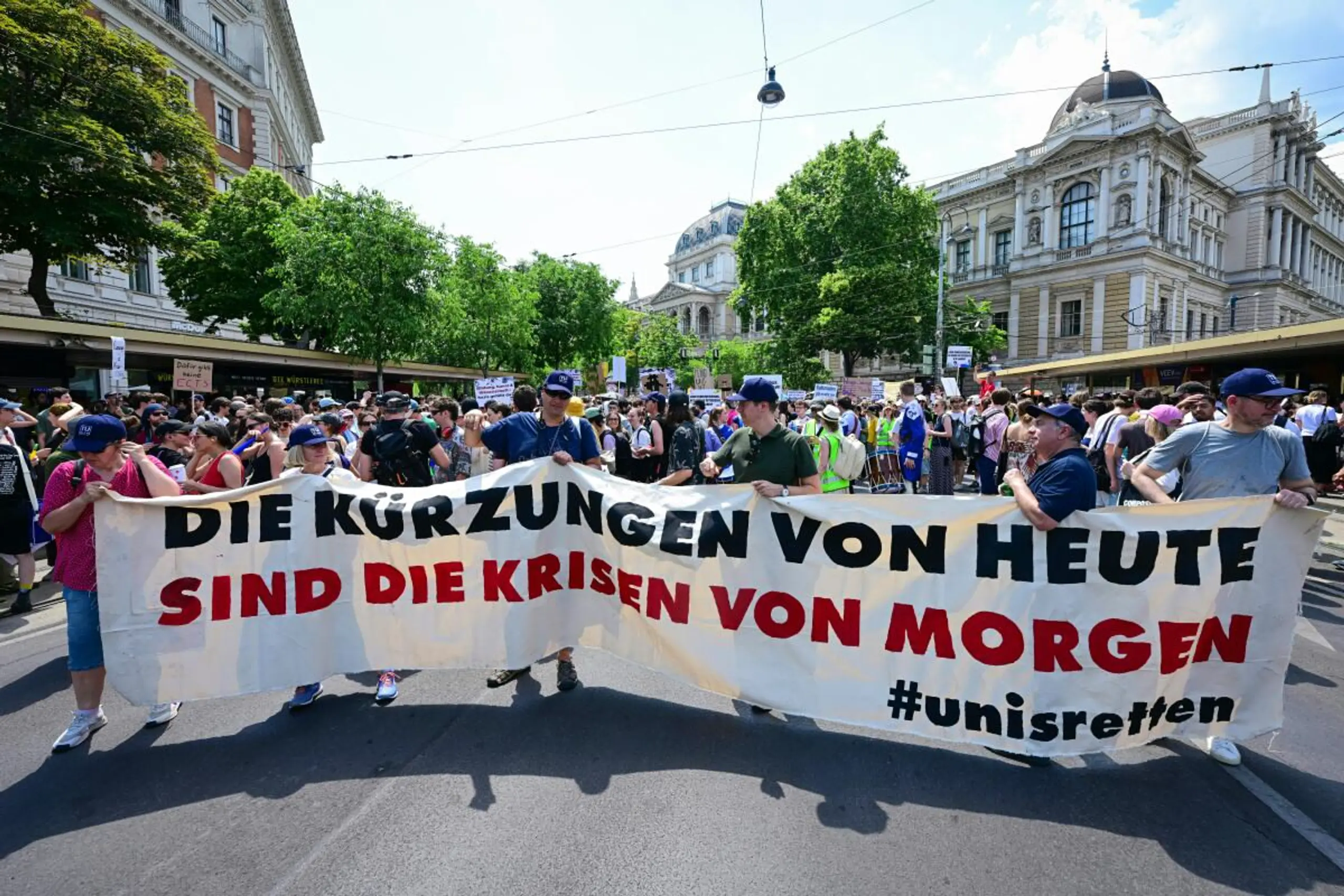 Im Frühjahr protestierten Unis und ÖH gegen Kürzungen
