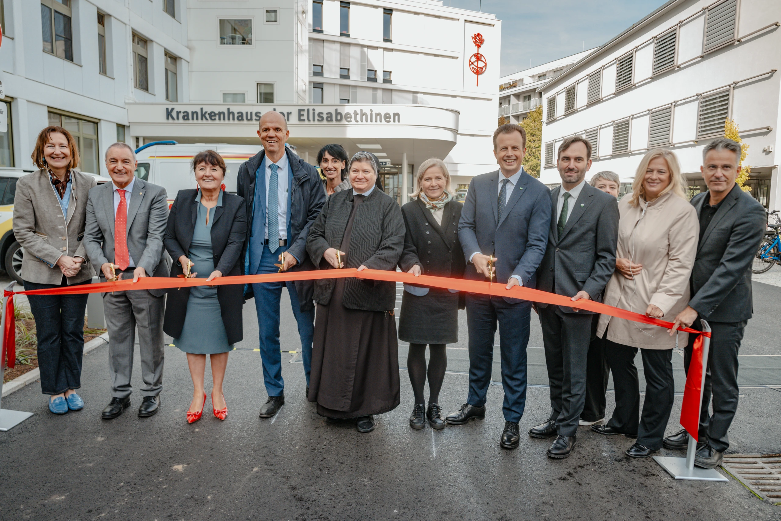 Elisabethinen Graz eröffnen Neubau – Bild 1 von 33