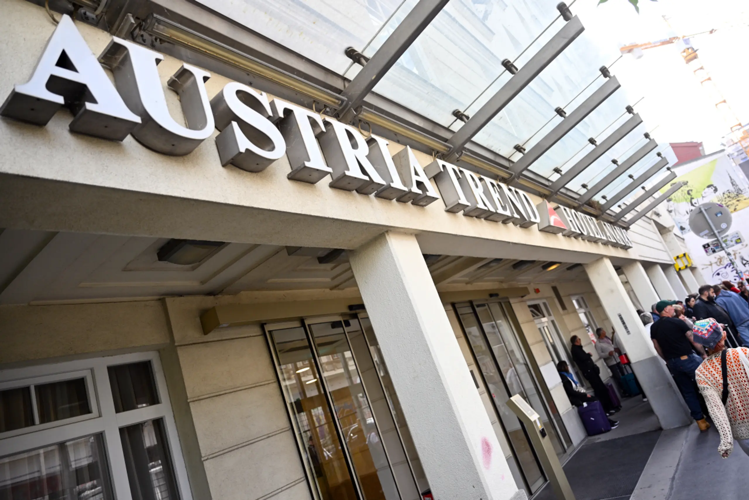 ++ THEMENBILD ++ Hotel Ananas wird 2028/29 saniert - Bezeichnung "Austria Trend" verschwindet