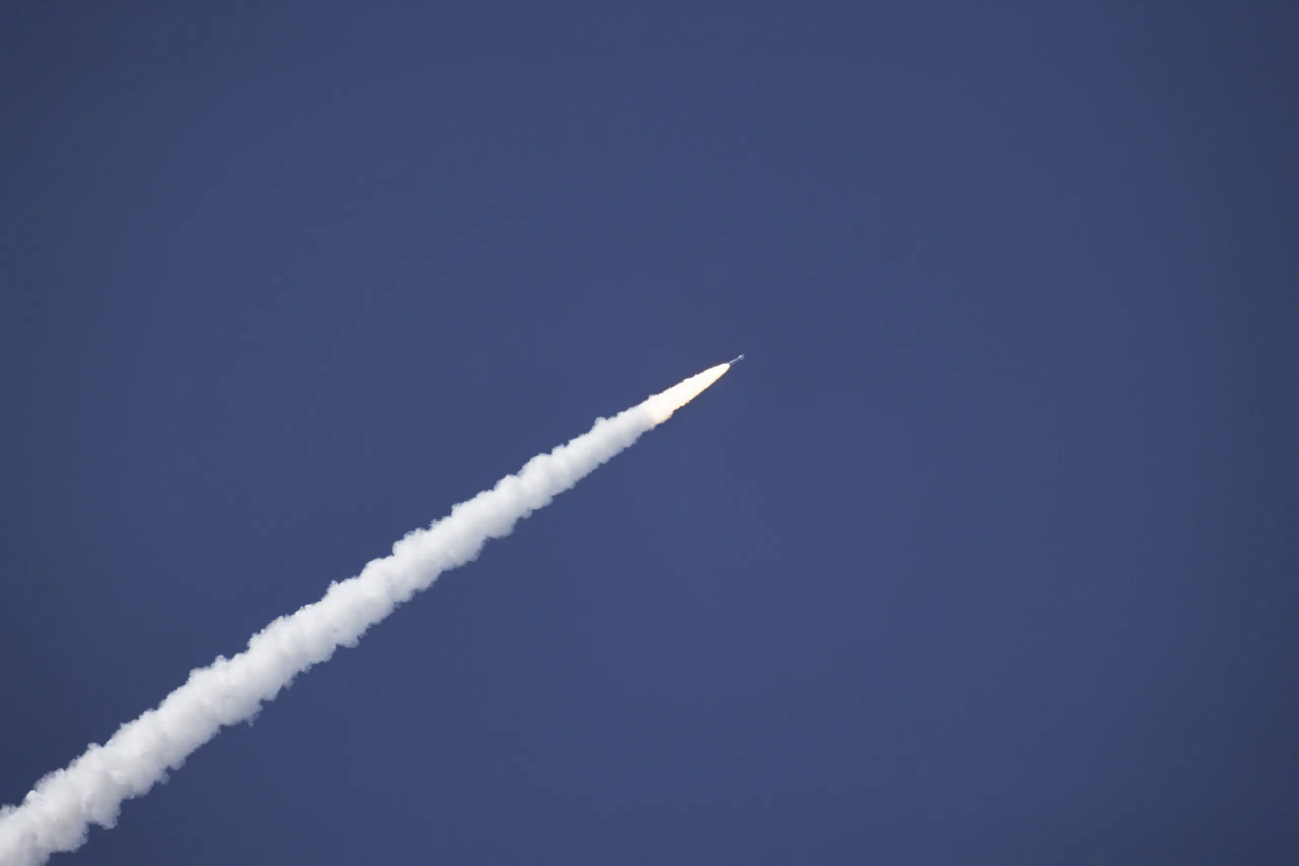 Rakete flog in Richtung Meer