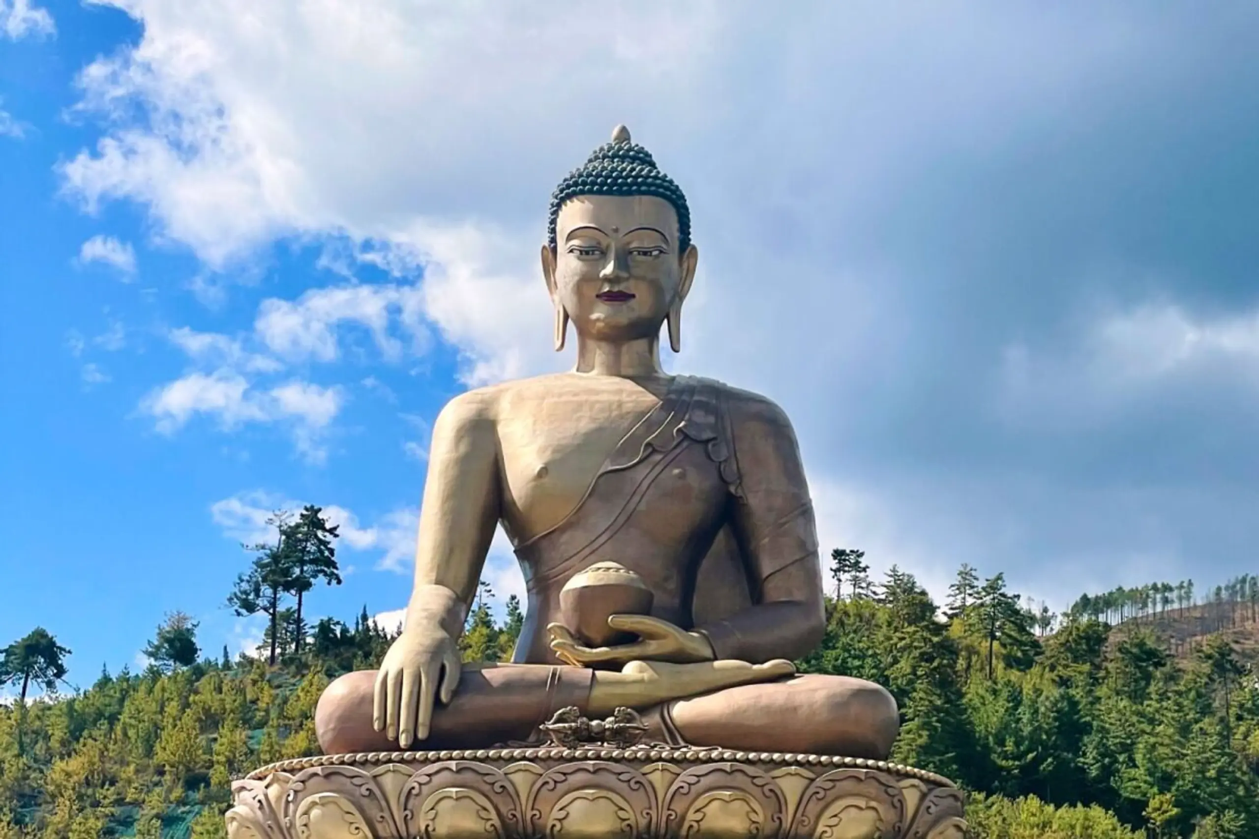 Das buddhistische Königreich Bhutan liegt im östlichen Himalaya