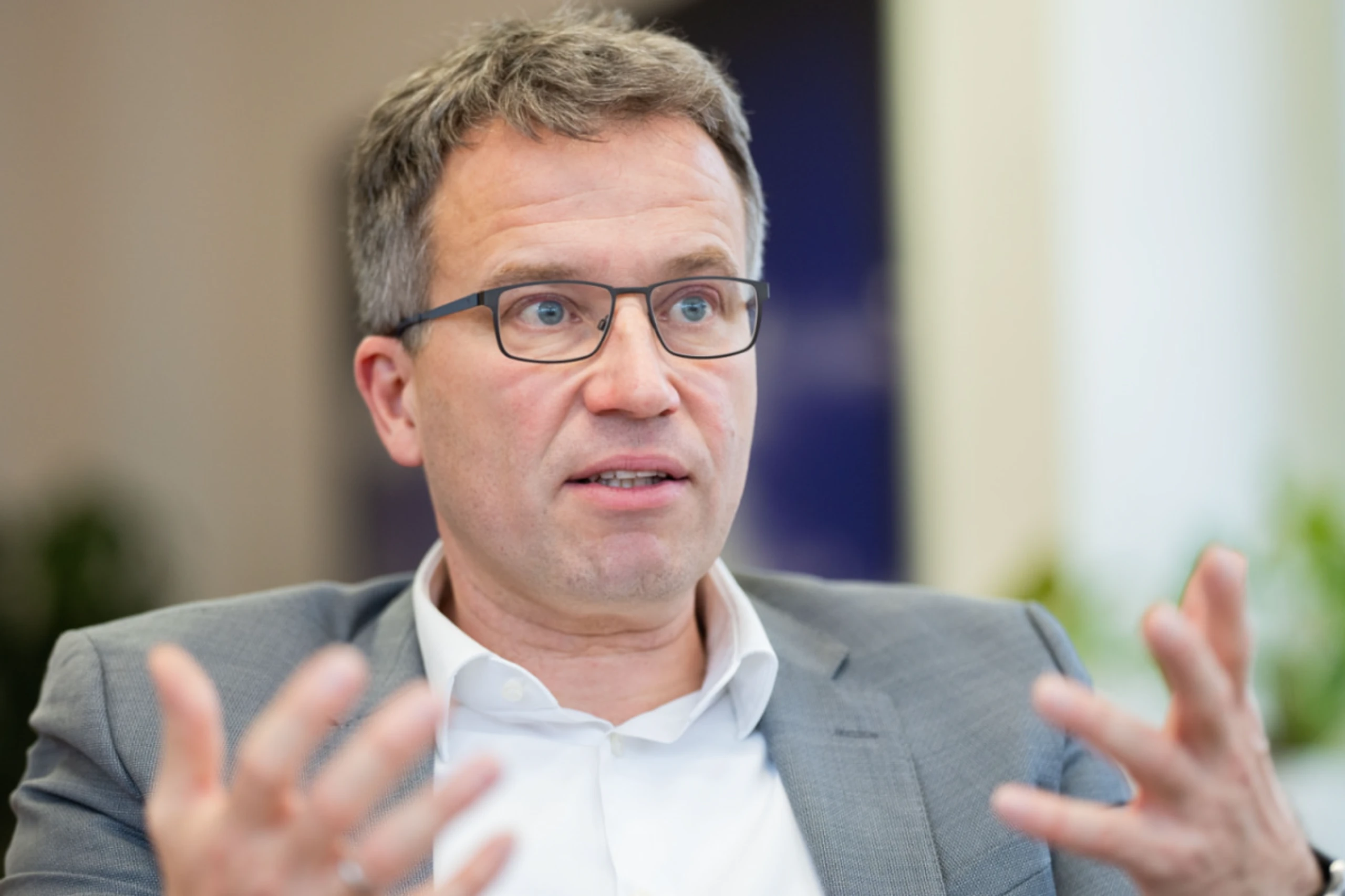 AMS-Chef Kopf sieht die KI gelassen