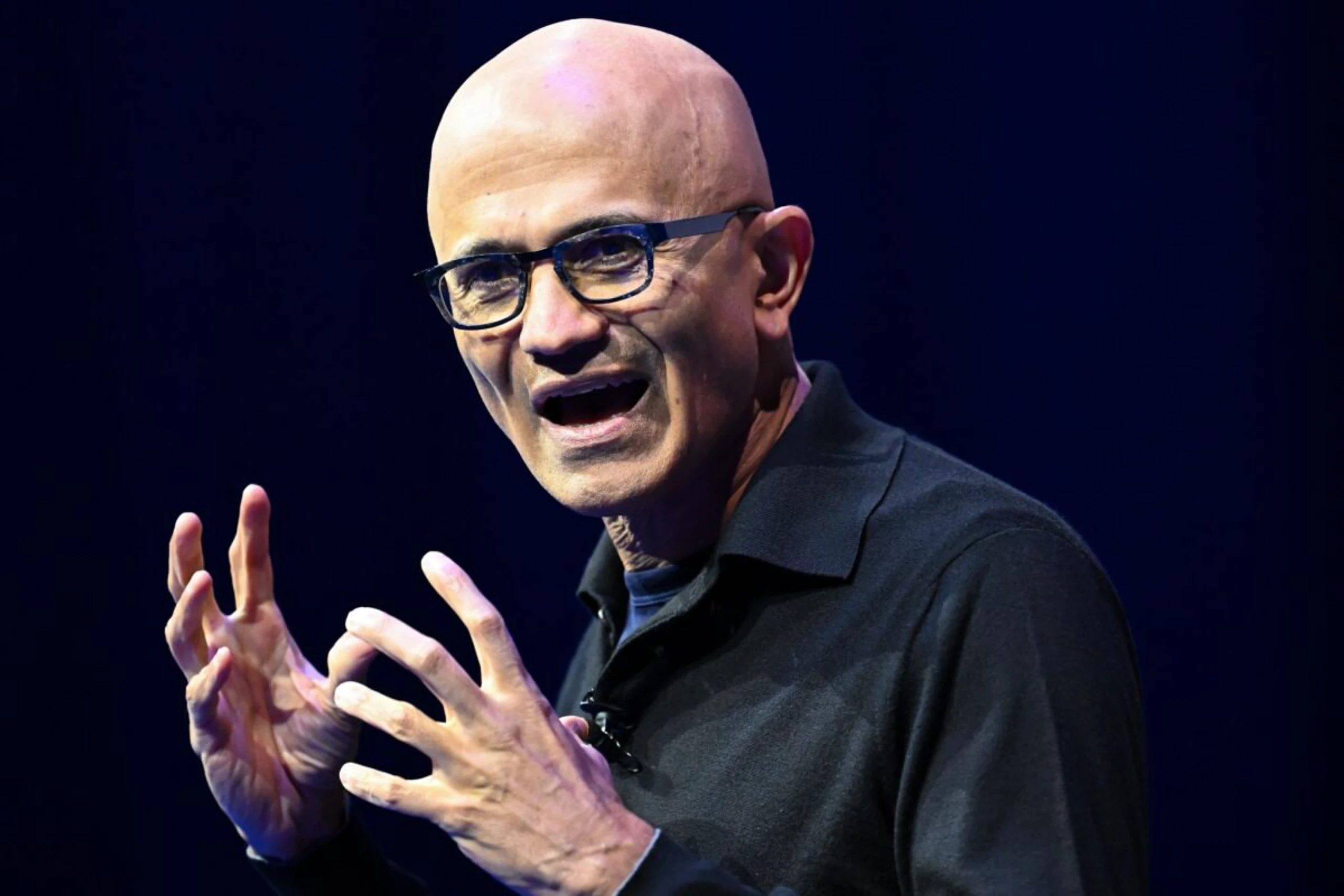 ++ ARCHIVBILD ++ Nadella fordert fortgeschrittene Mechanismen zur Eindämmung