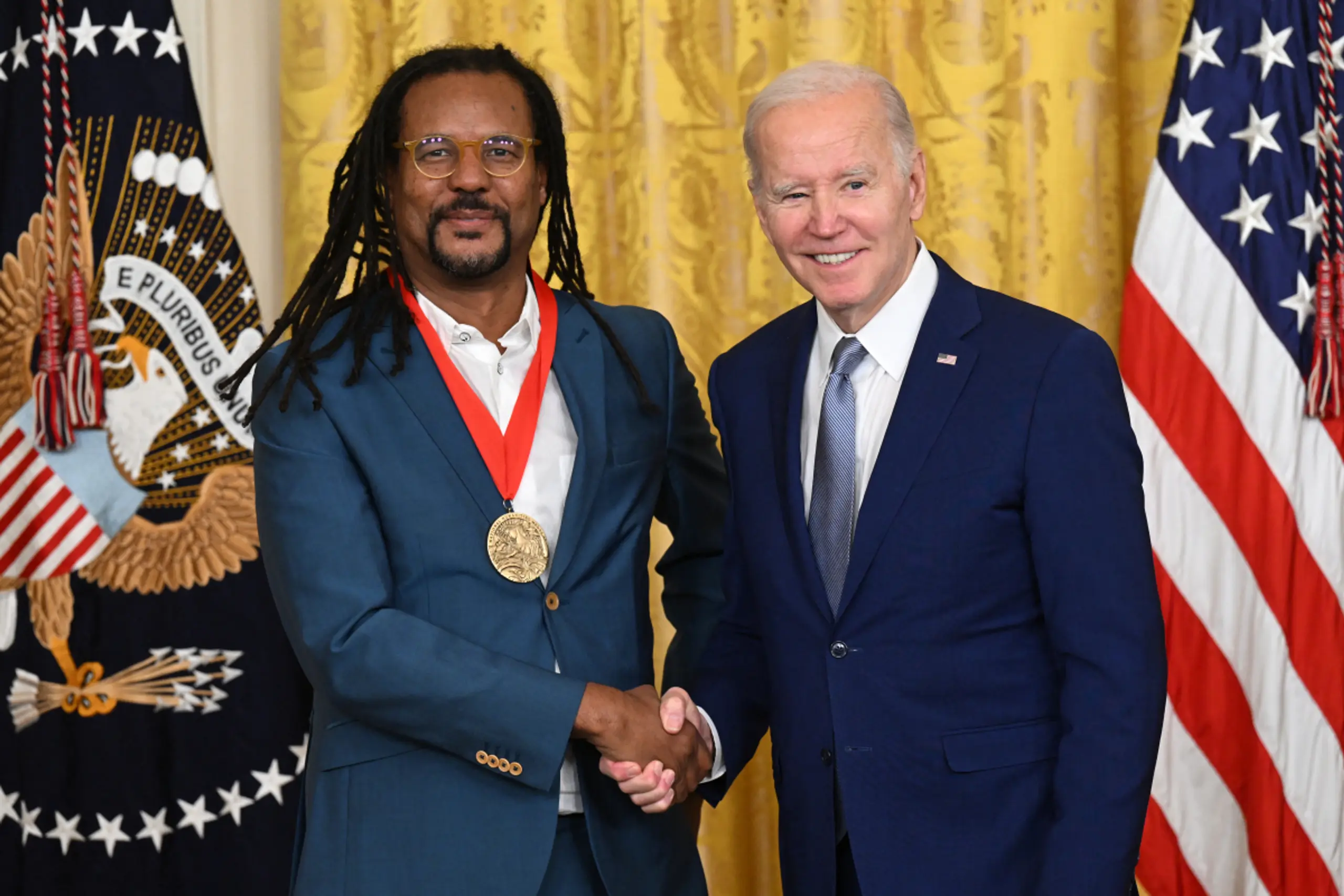 Whitehead erhielt von Biden die National Humanities Medal
