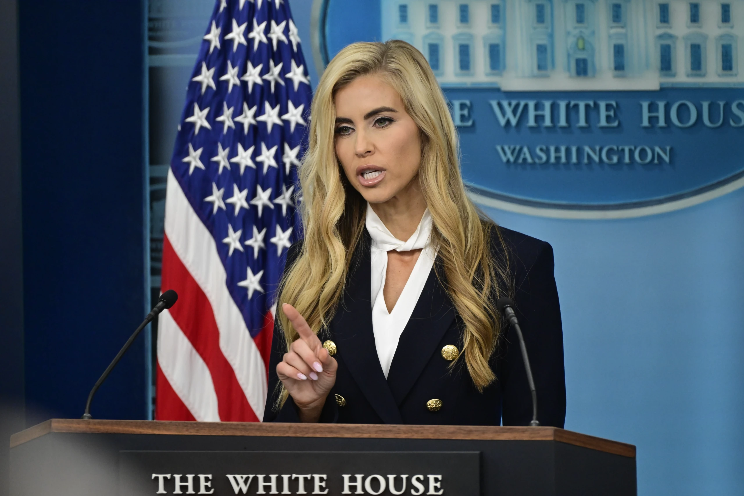 Katie Zacharia: Trumps Pressesprecherin ist nach nur einer Woche wieder weg