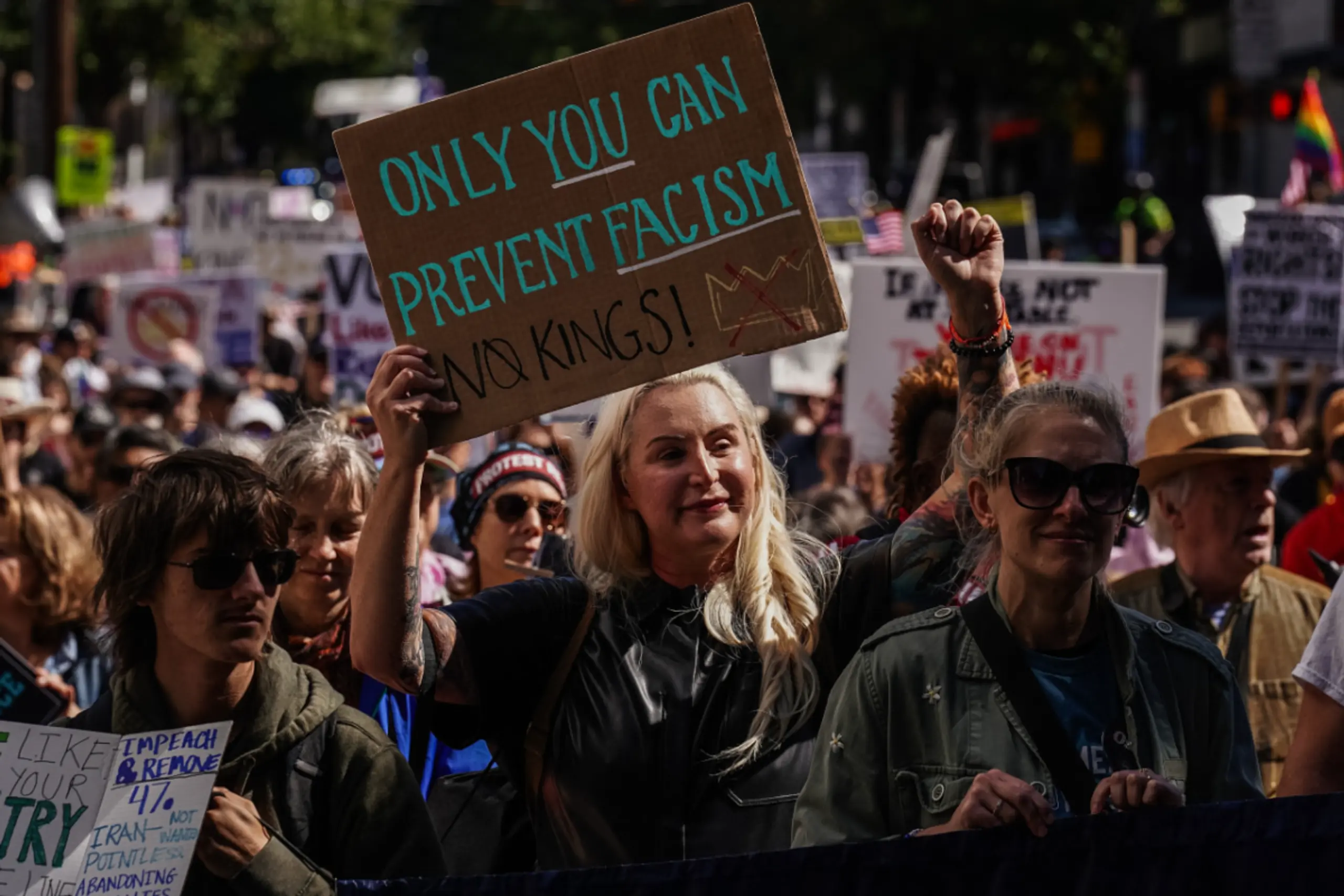 Zahlreiche Menschen gingen gegen Trump auf die Straße