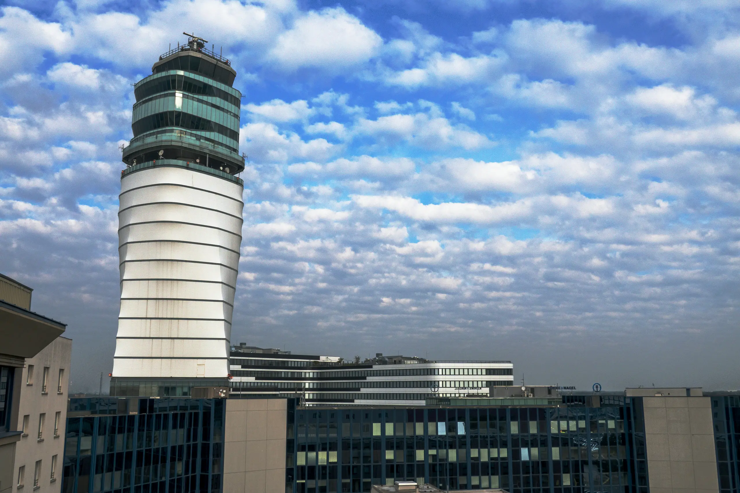 Tower des Flughafens Wien-Schwechat