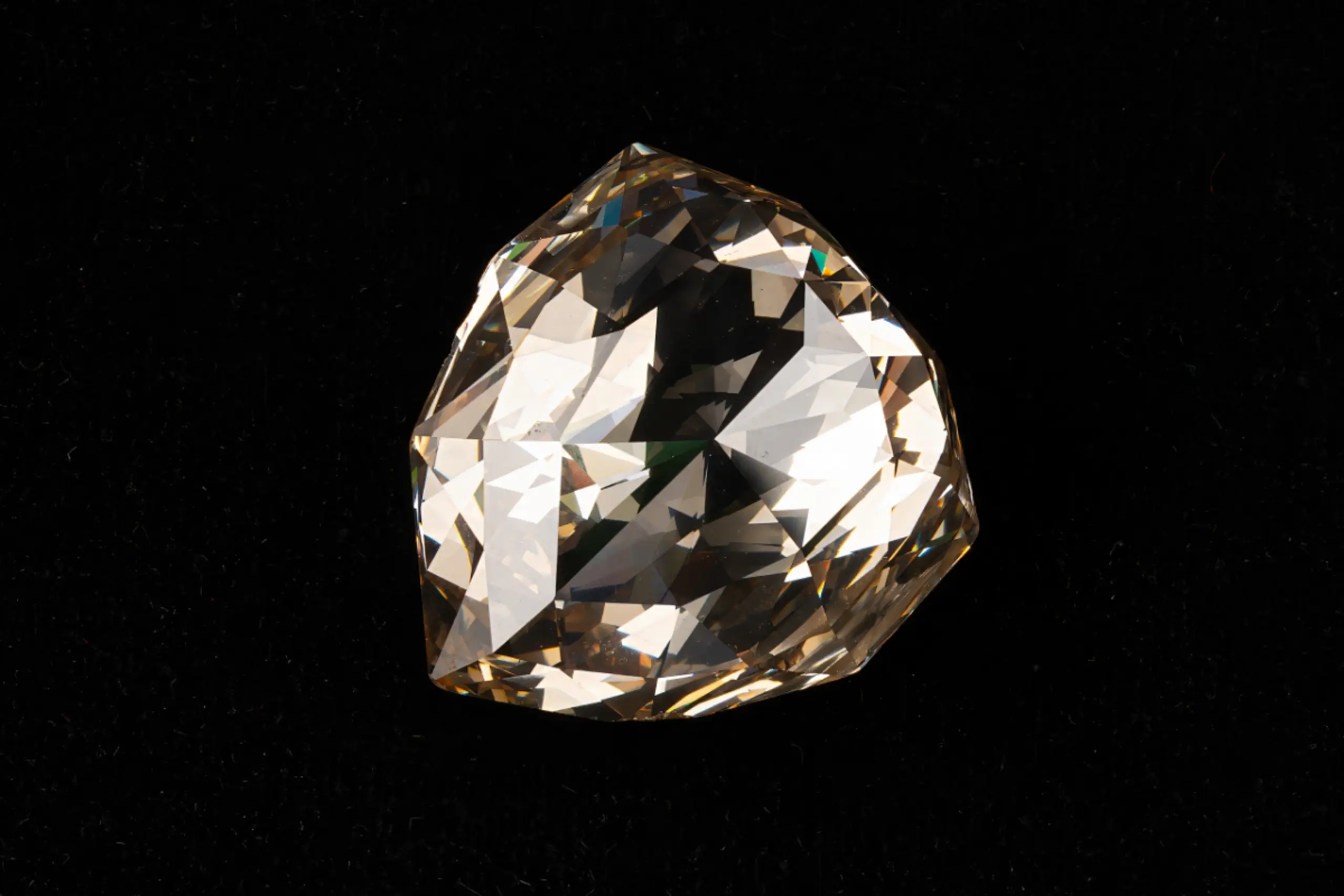 Wem gehört der Florentiner-Diamant?