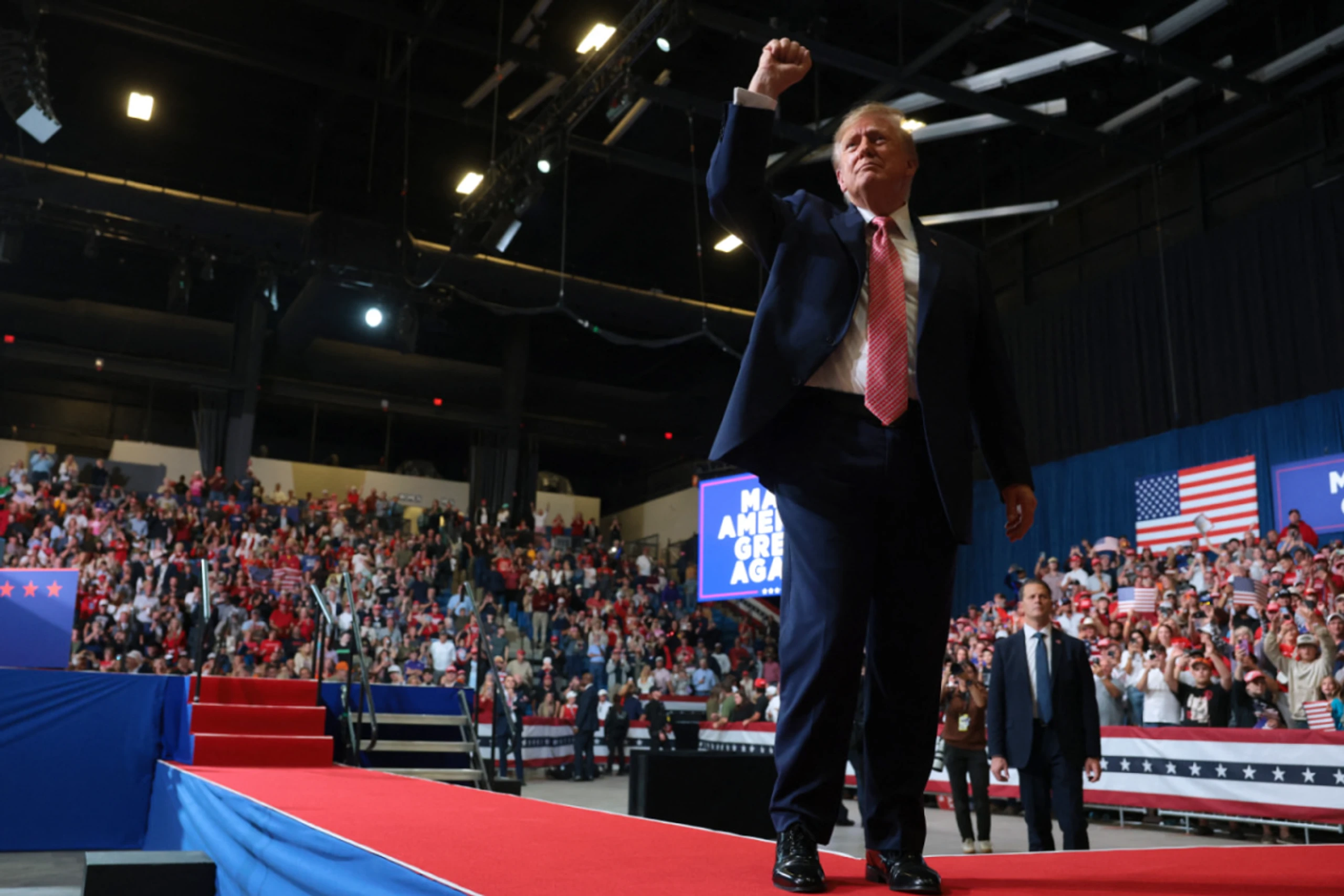 US-Präsident warnt vor brennenden Kirchtürmen