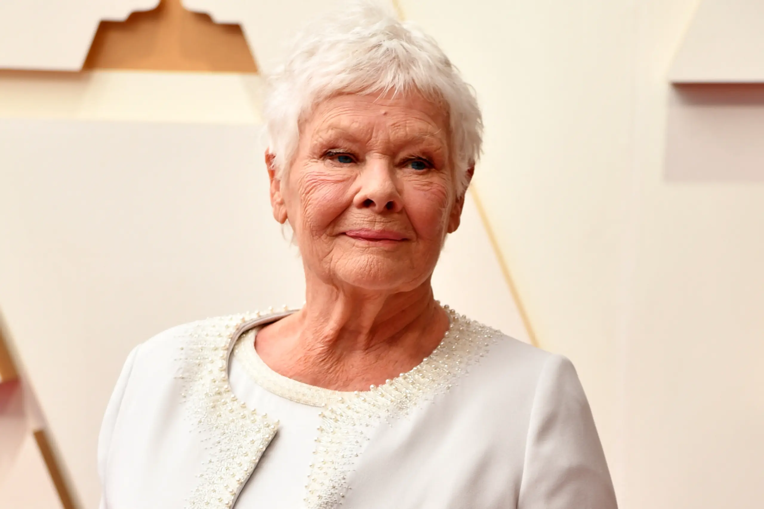 Judi Dench schrieb ihre Memoiren