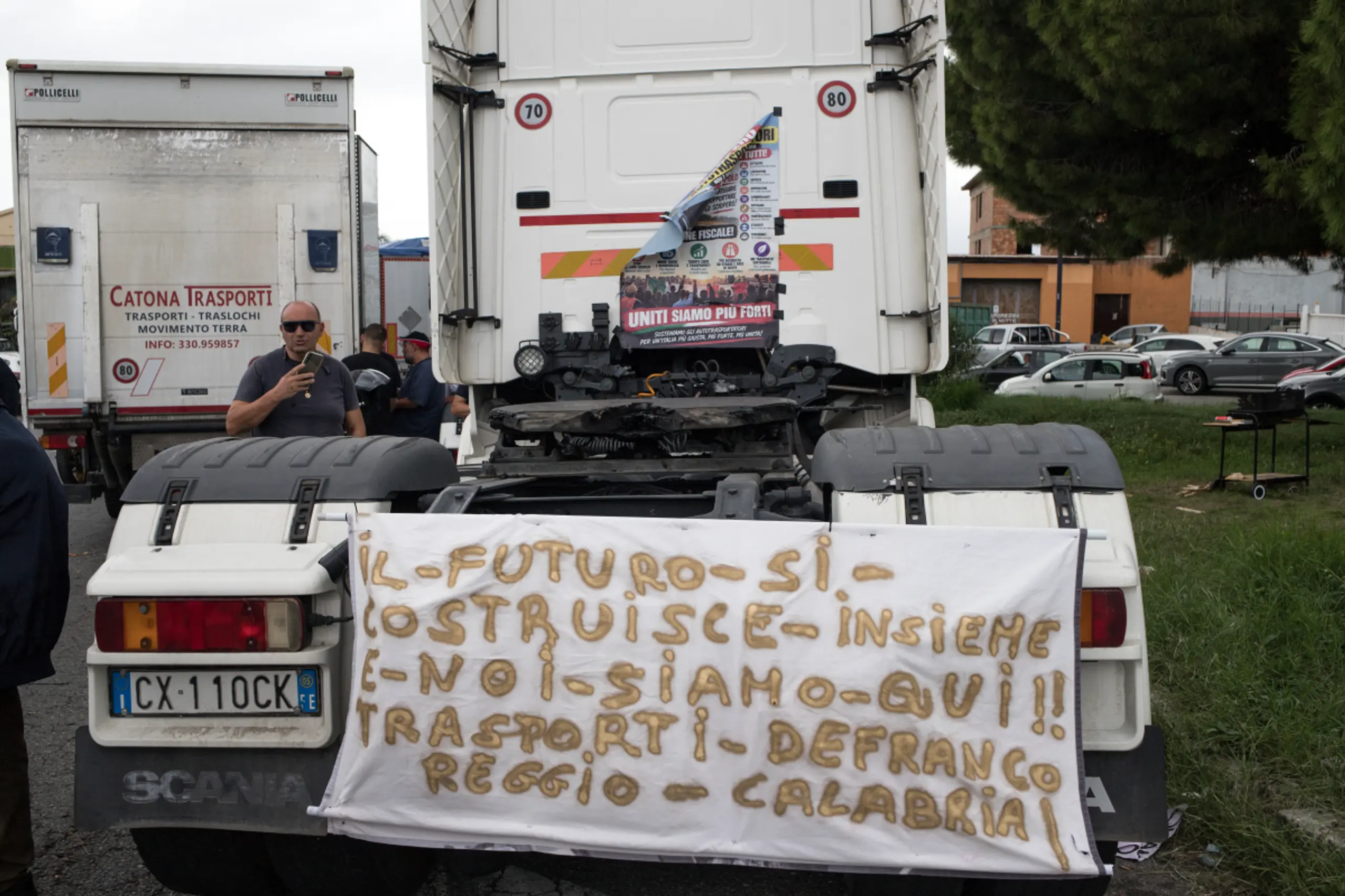 Proteste gegen hohe Spritpreise und Lebenshaltungskosten