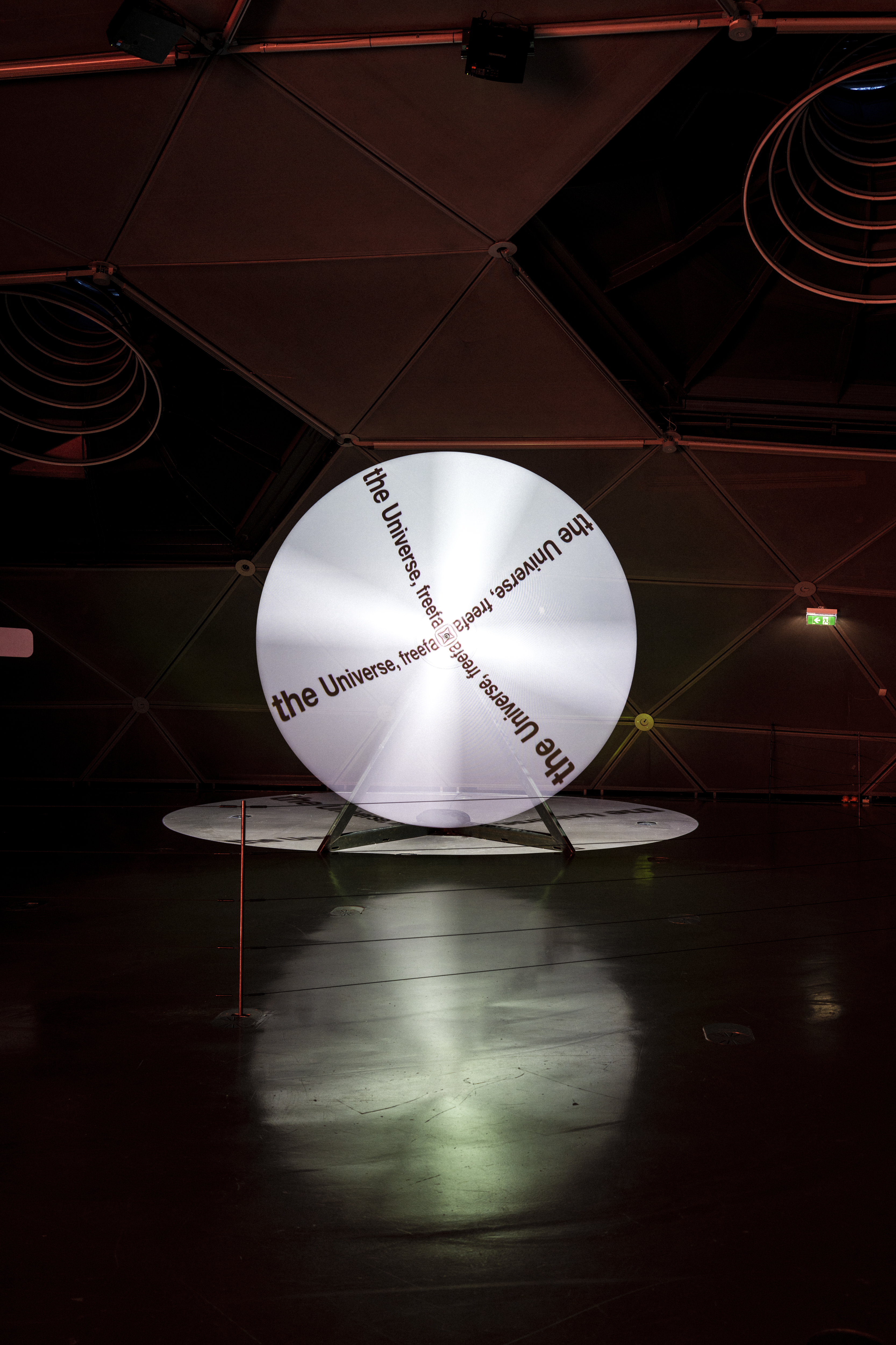 Eröffnung "Falling up" im Kunsthaus Graz – Bild 86 von 94