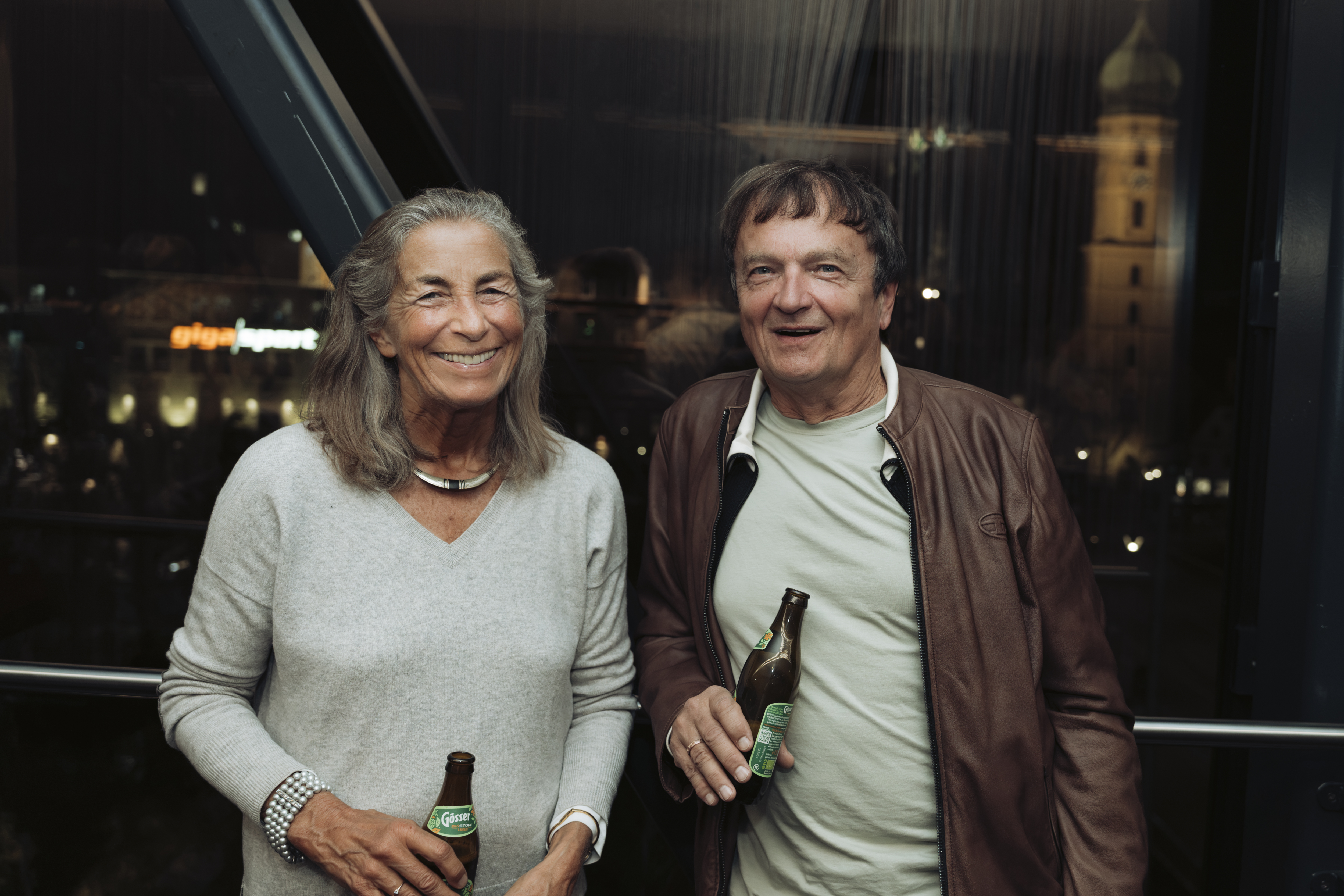 Eröffnung "Falling up" im Kunsthaus Graz – Bild 79 von 94