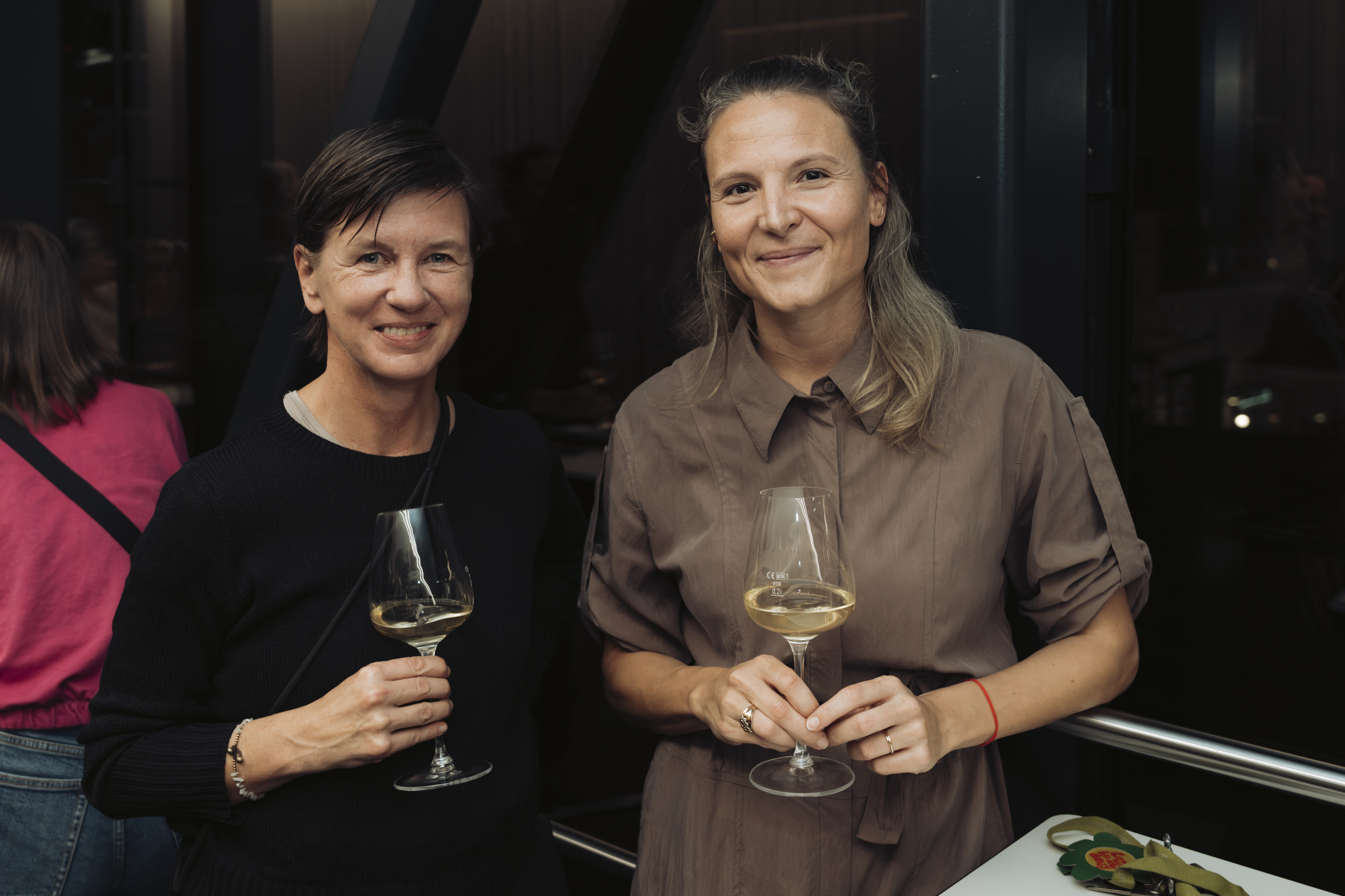 Eröffnung "Falling up" im Kunsthaus Graz – Bild 76 von 94