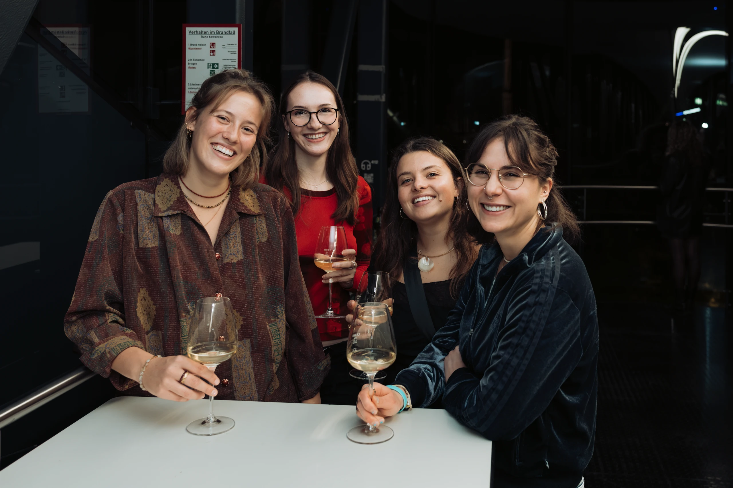 Eröffnung "Falling up" im Kunsthaus Graz – Bild 70 von 94