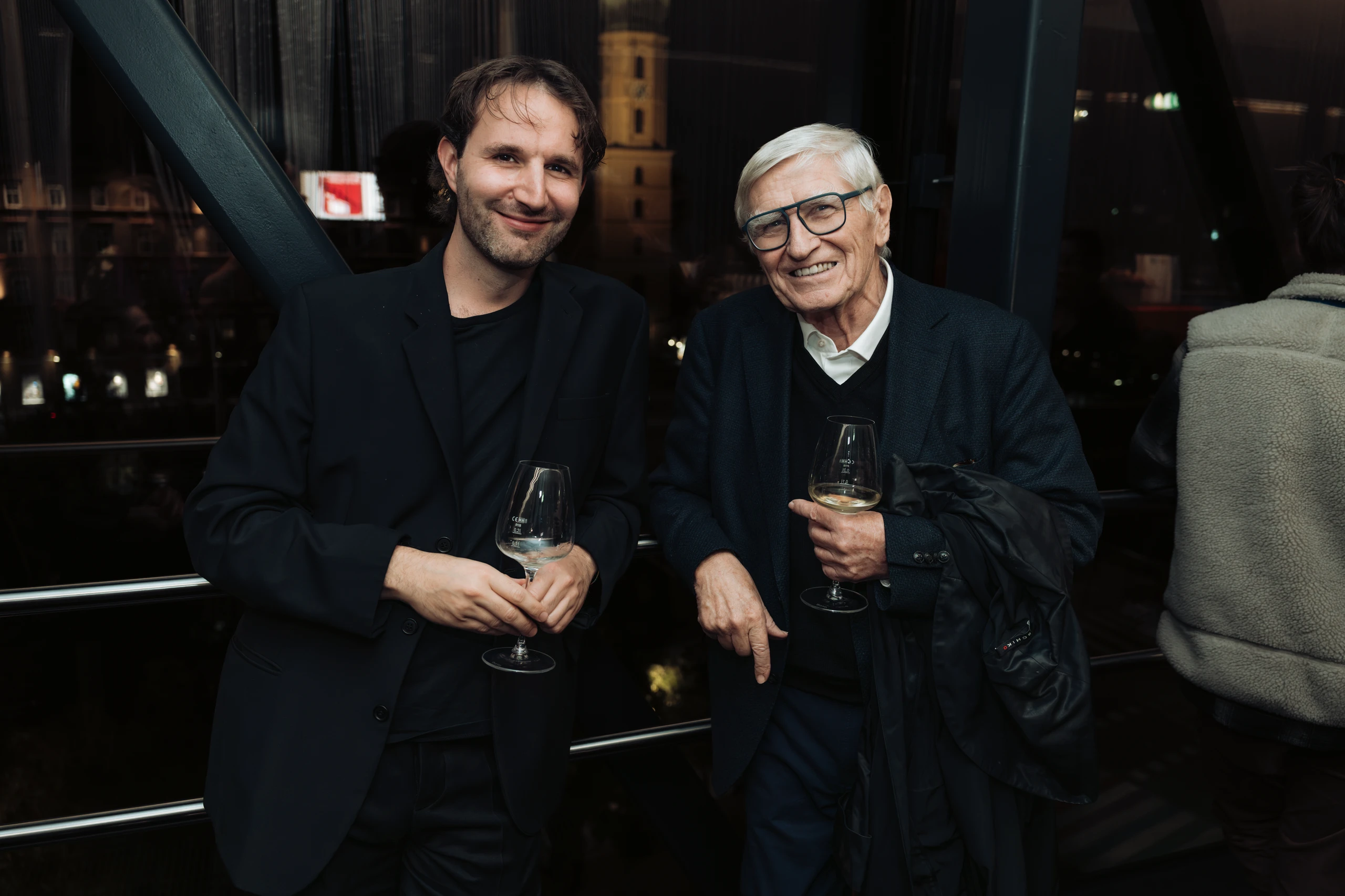 Eröffnung "Falling up" im Kunsthaus Graz – Bild 66 von 94