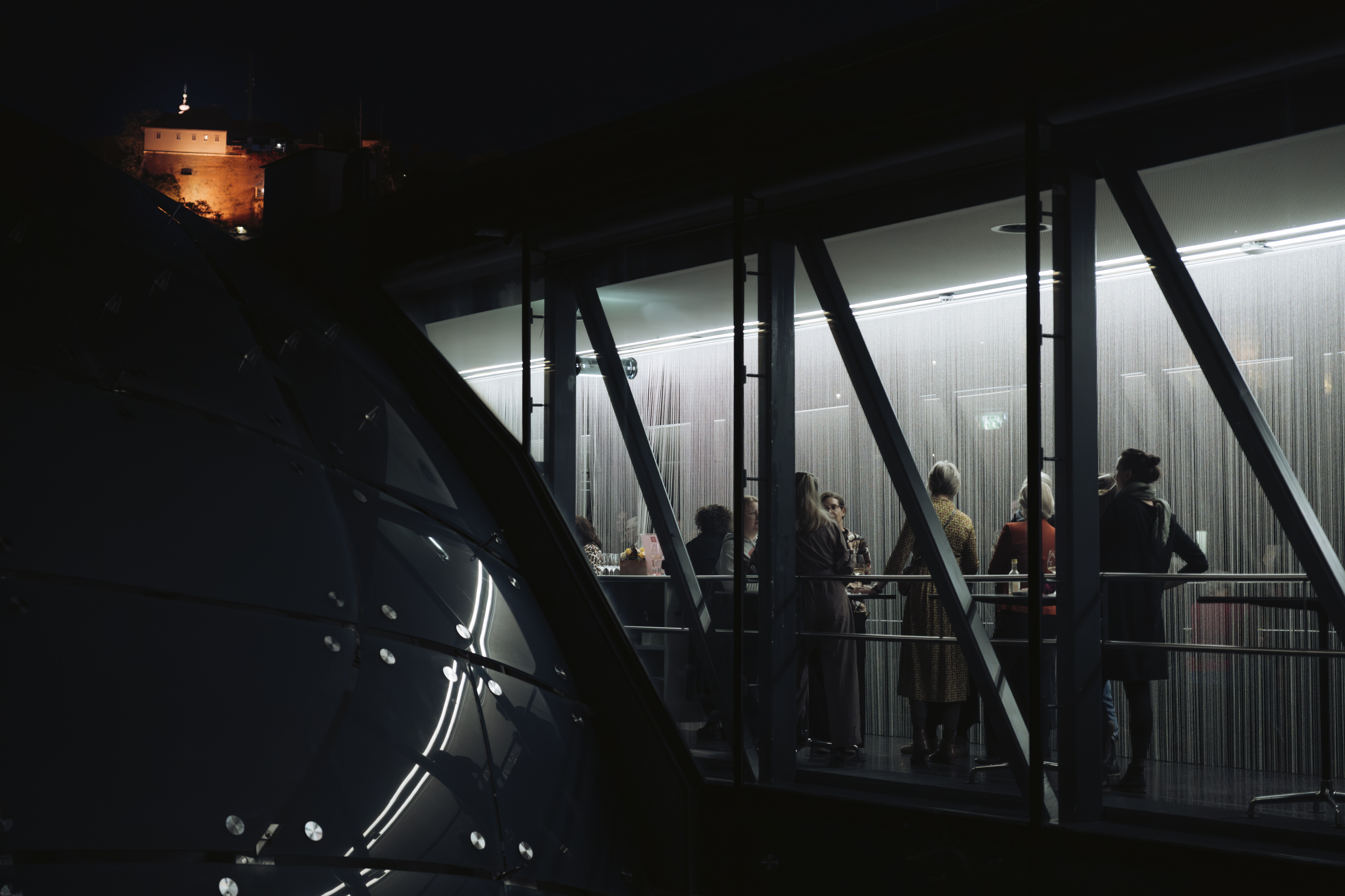 Eröffnung "Falling up" im Kunsthaus Graz – Bild 62 von 94