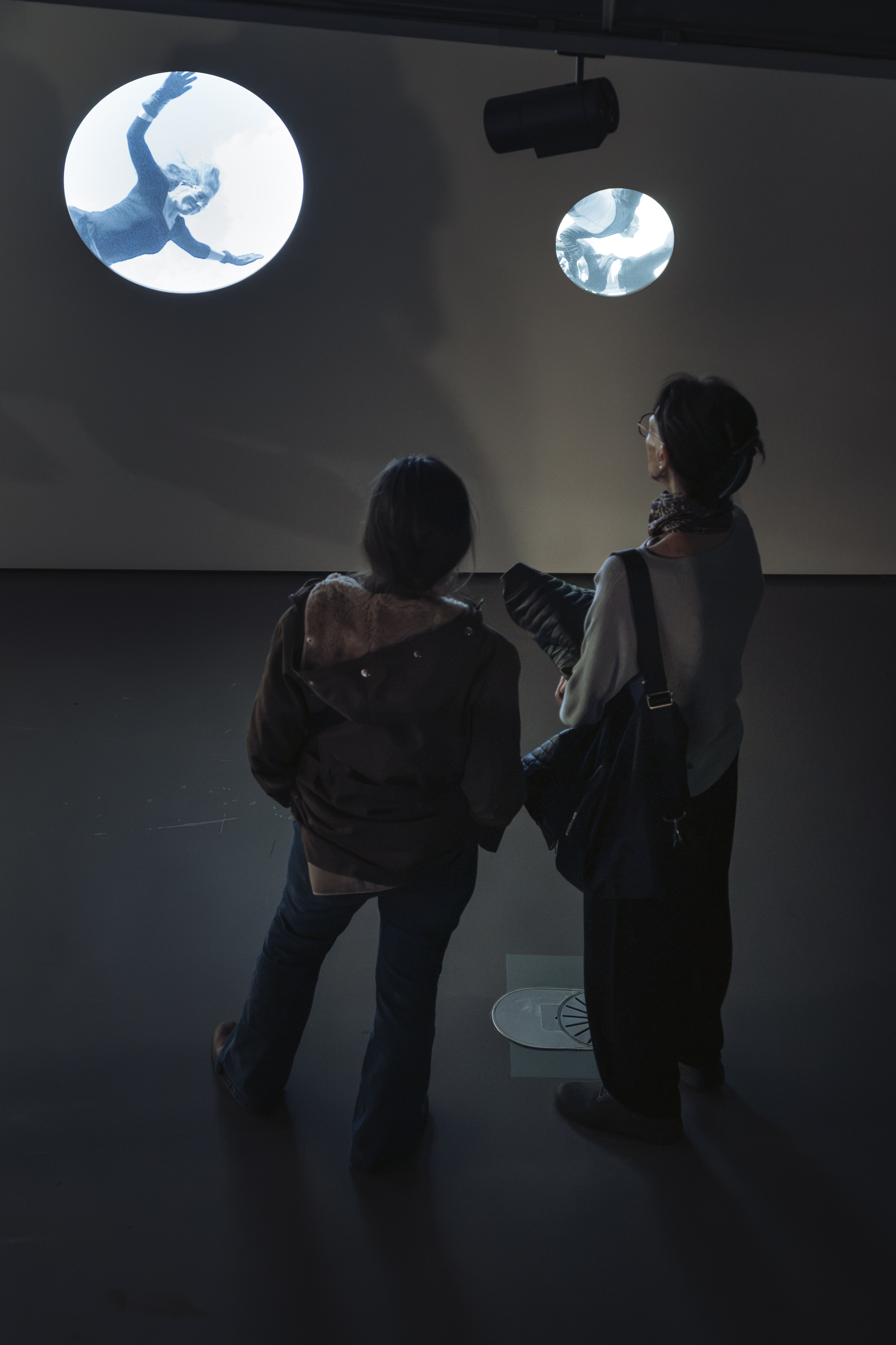 Eröffnung "Falling up" im Kunsthaus Graz – Bild 55 von 94