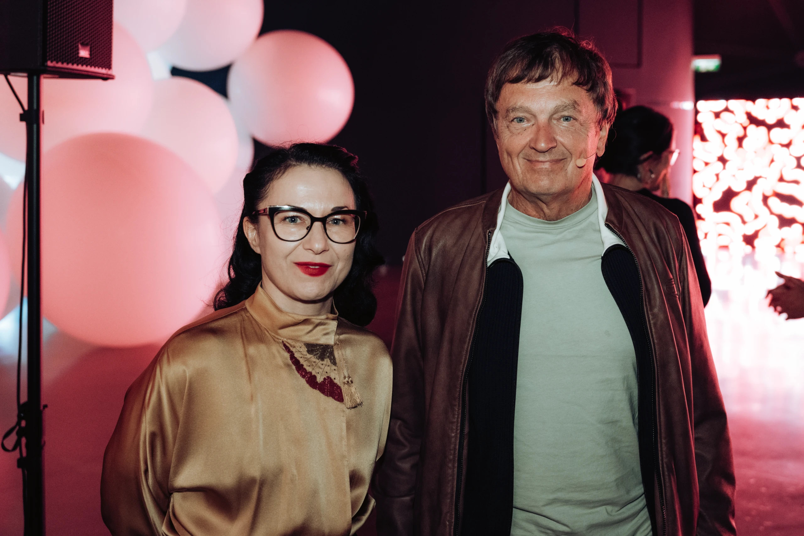 Eröffnung "Falling up" im Kunsthaus Graz – Bild 13 von 94