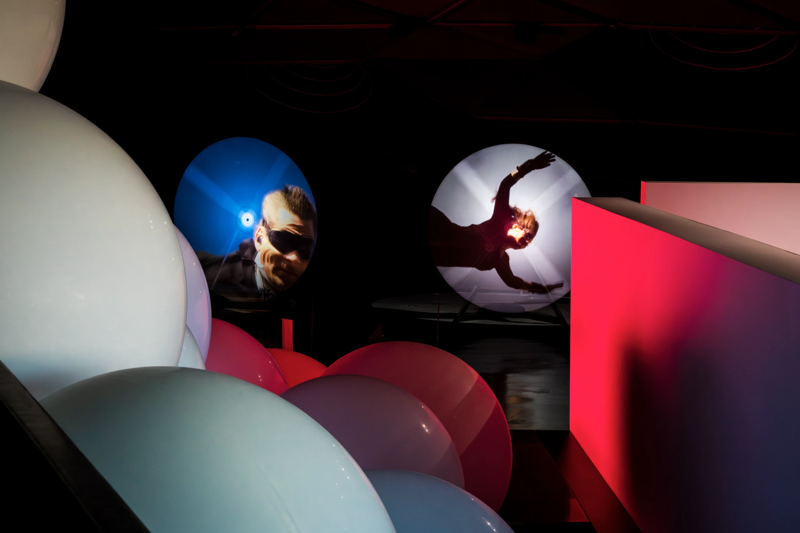 Eröffnung "Falling up" im Kunsthaus Graz – Bild 5 von 94