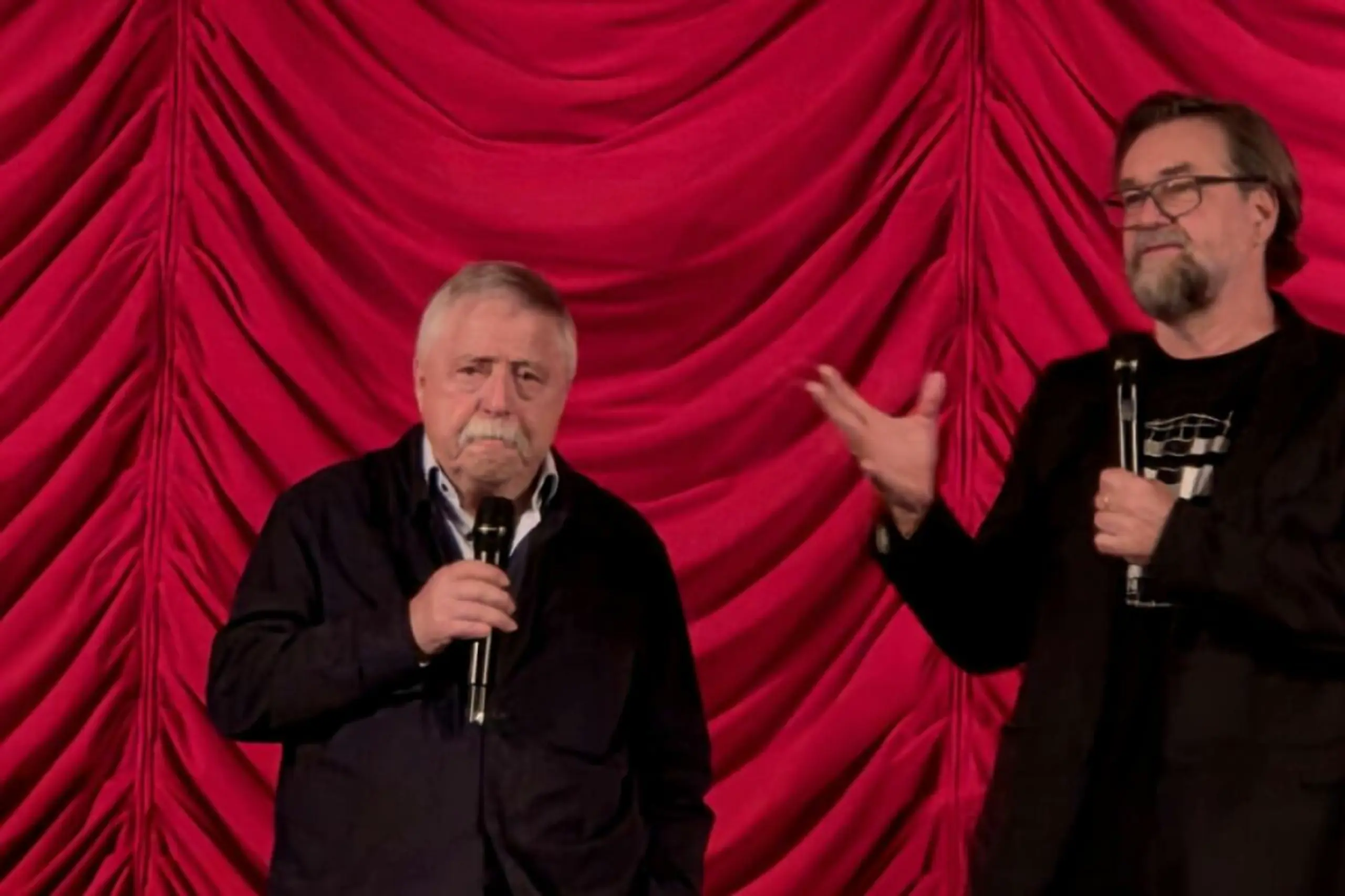 Wolf Biermann und sein Regisseur Jens Meurer in Wien